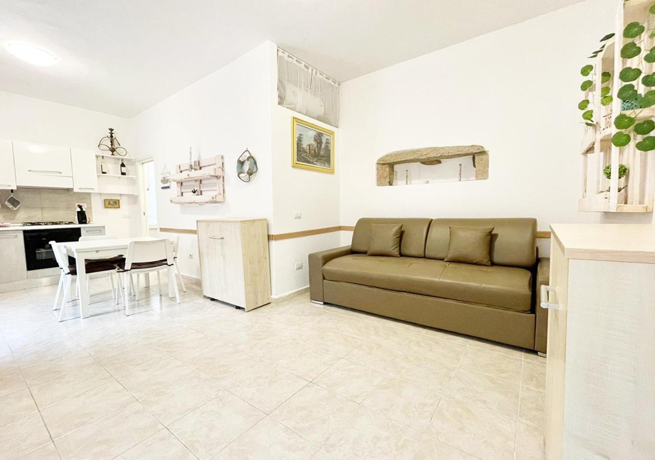 Pgs Immobiliare Srls Residenza Marino Bilocale In Centro Storico La Maddalena Apartamento La Maddalena  Exterior foto